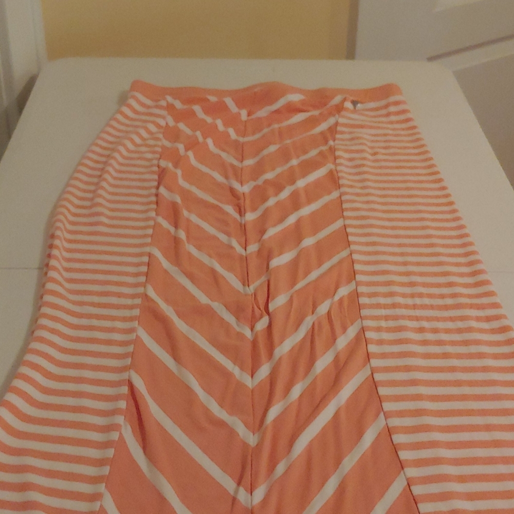 Guess Size M Maxi Skirt